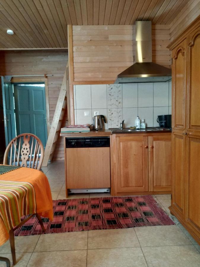 Guest House Pitagi Košrags Exteriör bild